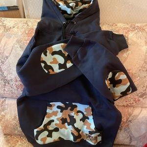 NWOT Men's sweashirt. Deena from Jersey shore co.